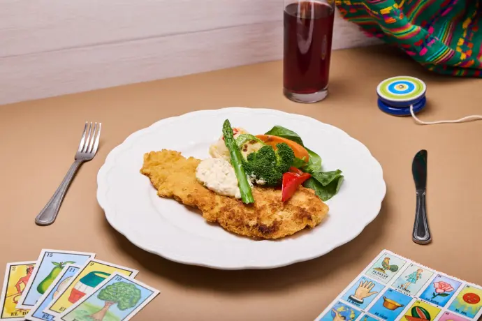 Menú 3. Pescado empanizado con salsa tártara.