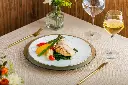 Menú 1. Medallón en salsa de maní.